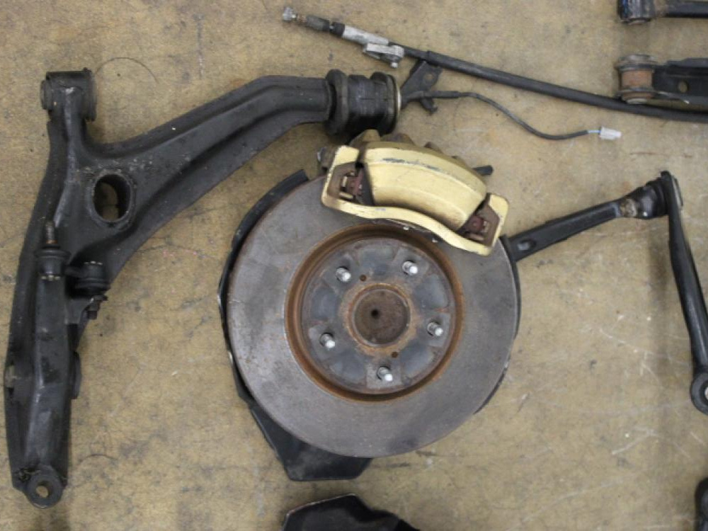 JDM 98-05 TOYOTA ALTEZZA  IS200 BRAKES, WHEEL HUB, BEARING,CALIPER, CONTROL ARMS, FRONT & REAR SUSPENSION: Image 3