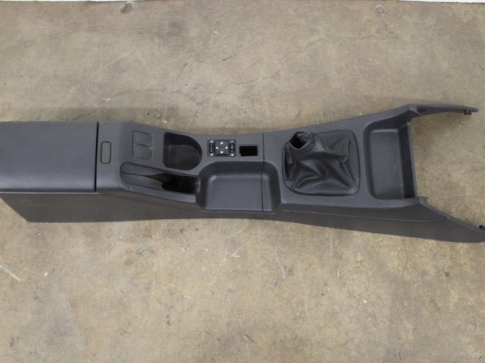JDM 02-07 SUBARU STI CENTER CONSOLE: Image 2