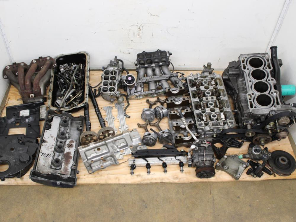 JDM 1997-2002 Honda Accord, Prelude F20B 2.0L DOHC VTEC Complete Parts for an Engine : Image 1