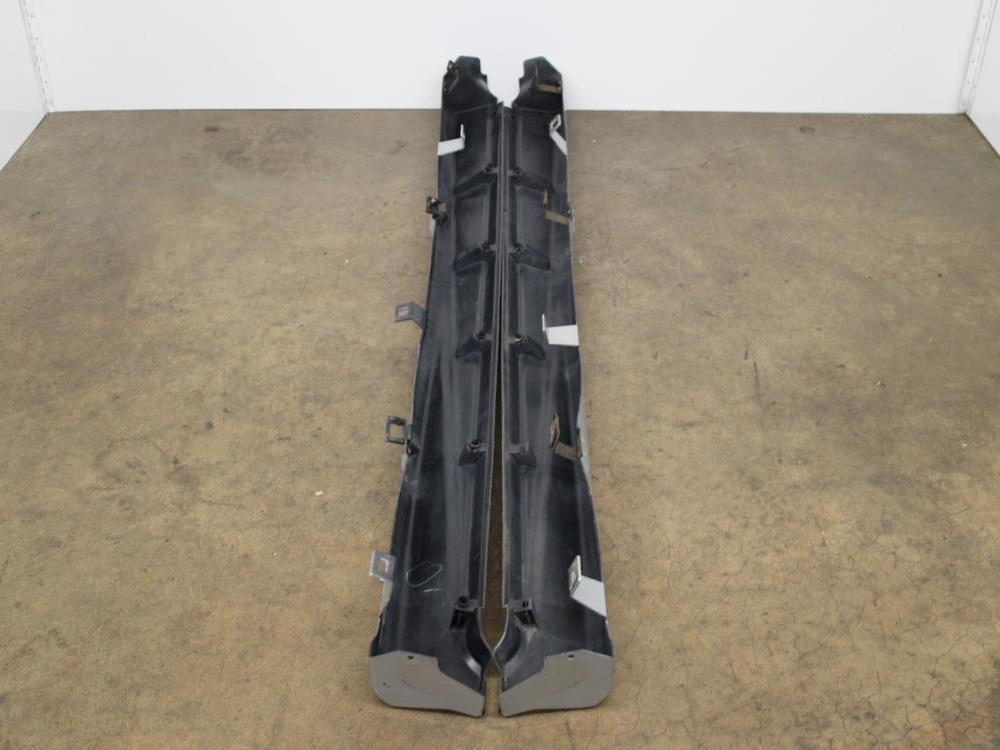 JDM 1999-2005 MAZDA MIATA SIDE SKIRTS IN A VERY GOOD CONDITION: Image 7
