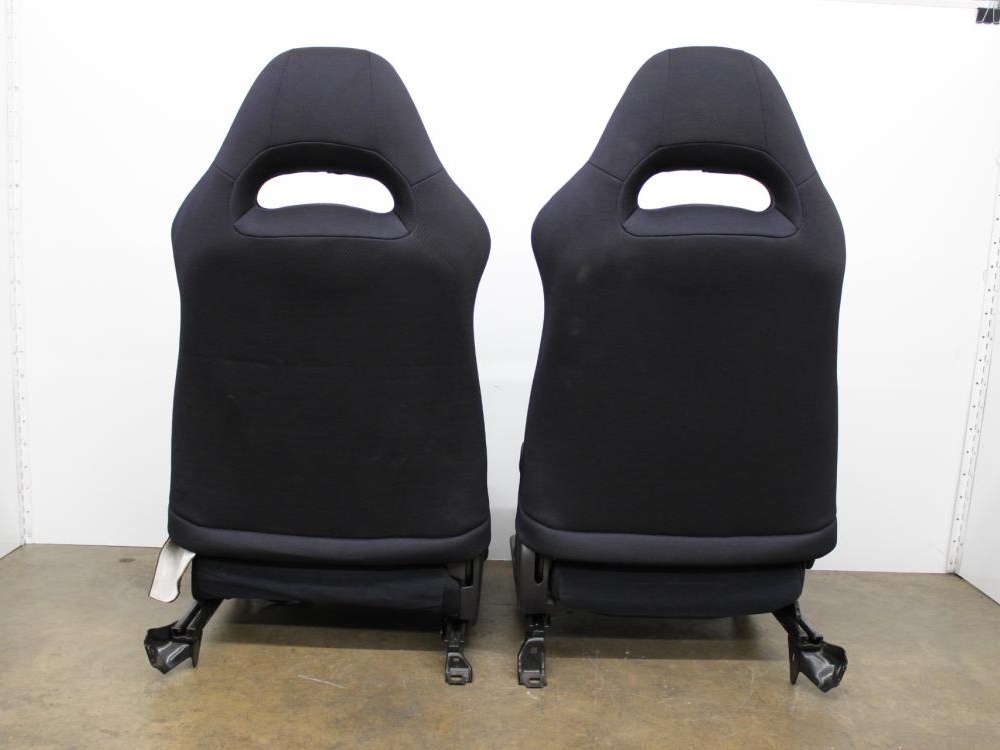 JDM SUBARU IMPREZA WRX BLACK AND NAVY BLUE CLOTH FRONT AND REAR SEATS: Image 4