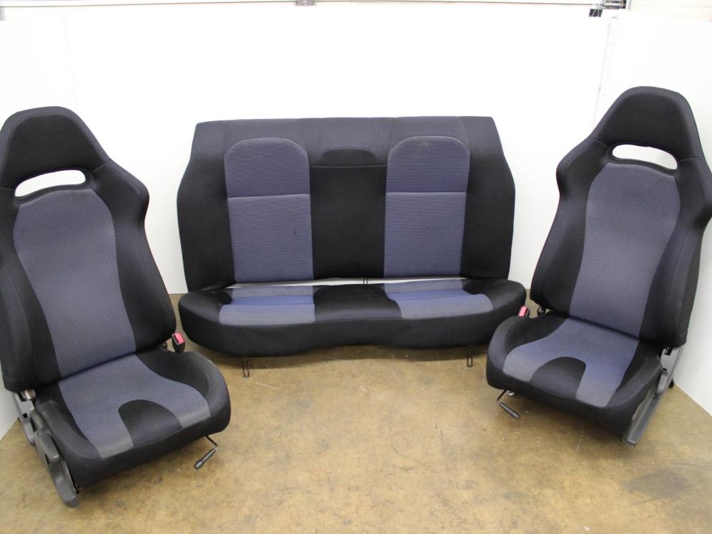 JDM SUBARU IMPREZA WRX BLACK AND NAVY BLUE CLOTH FRONT AND REAR SEATS: Image 9