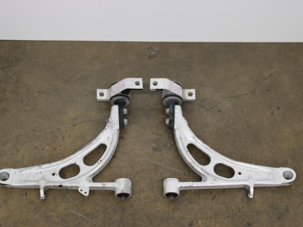 JDM 2003-2008 SUBARU FORESTER STI SG9 OEM ALUMINUME FRONT LOWER CONTROL ARM: Image 2