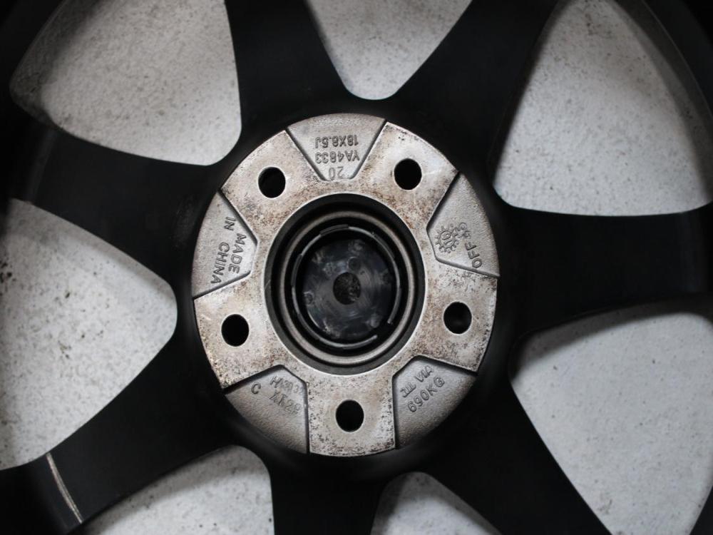 JDM 5X114.3 BOLT PATERN 18X8.5J RIMS + YOKOHAMA ECOS 245/40/R18 93W TIRES SET OF 4: Image 9