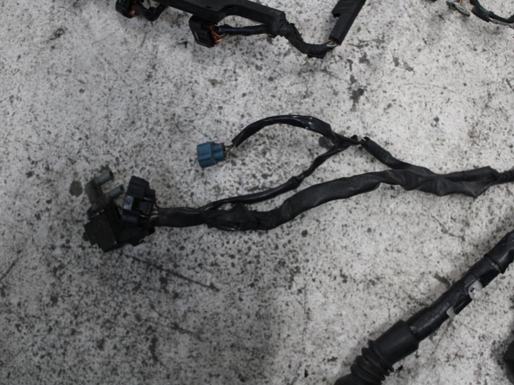 JDM 00-05 TOYOTA 2ZZ-GE WIRE HARNESS WITH ECU: Image 4