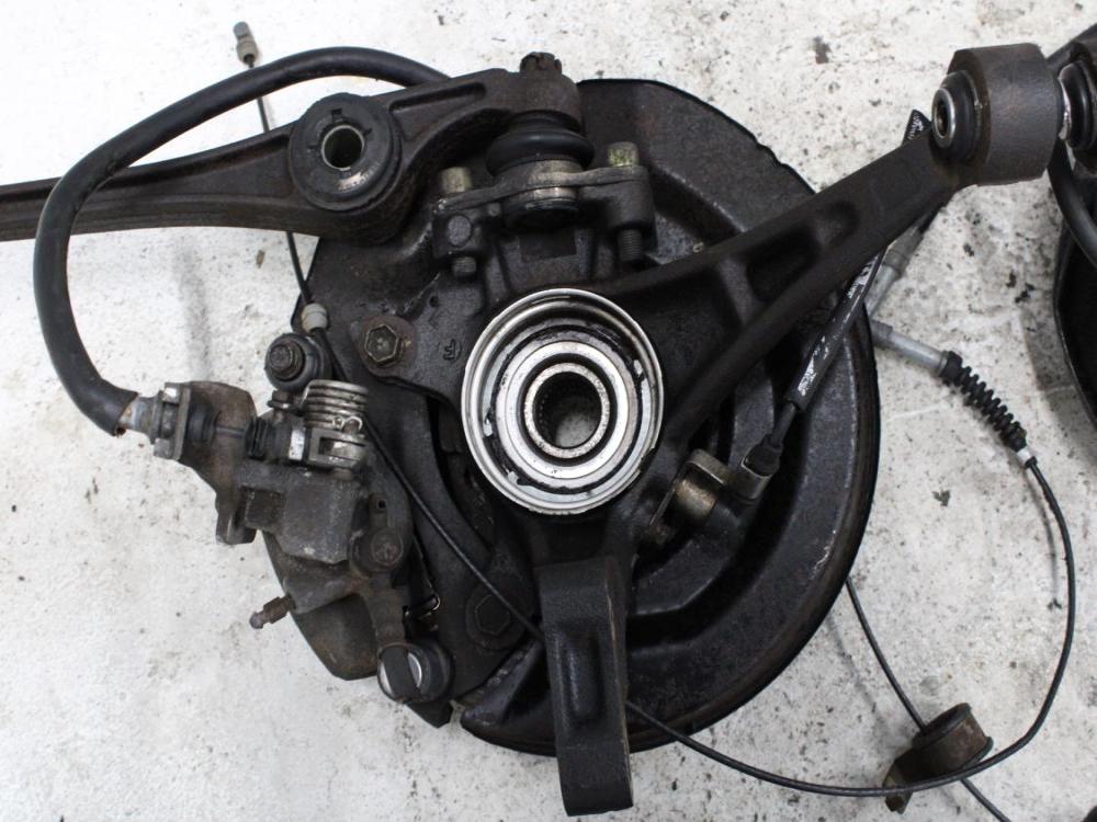 JDM Toyota MR2 Fron & Rear Brakes and Complete Hub Assemblies Used OEM Parts: Image 4