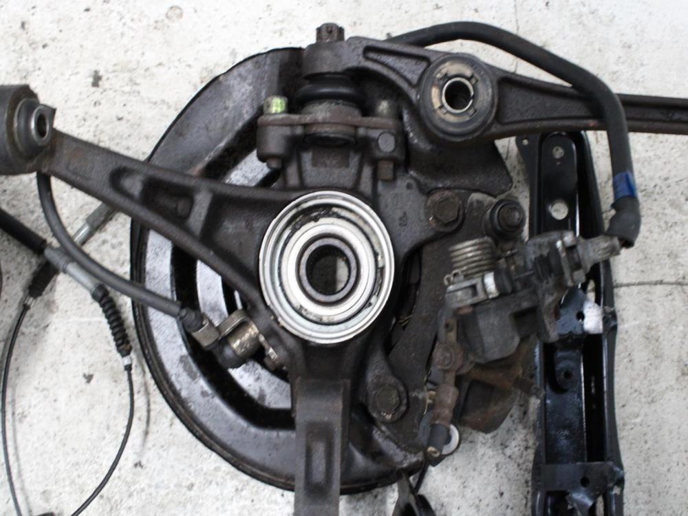 JDM Toyota MR2 Fron & Rear Brakes and Complete Hub Assemblies Used OEM Parts: Image 5