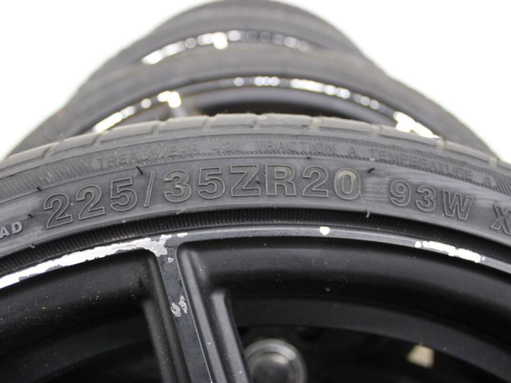 BADX 18X8 +45 5X114.3 WINRUN 225-35R20: Image 7