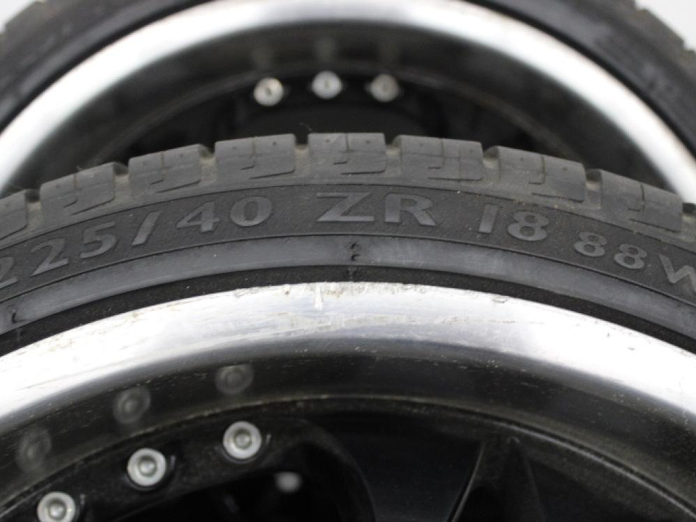JDM WHEELS 18X8 +33 & 18X9 +38 DRAGON 225-40R18: Image 4