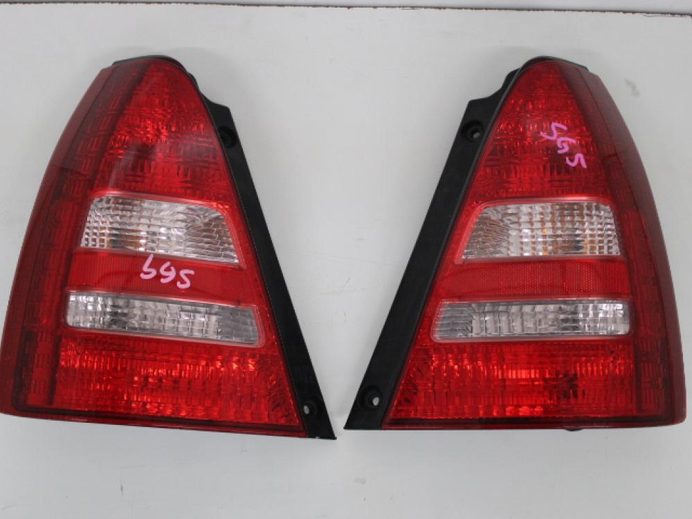 JDM 03-08 SUBARU FORESTER SG9 TAIL LIGHTS: Image 2