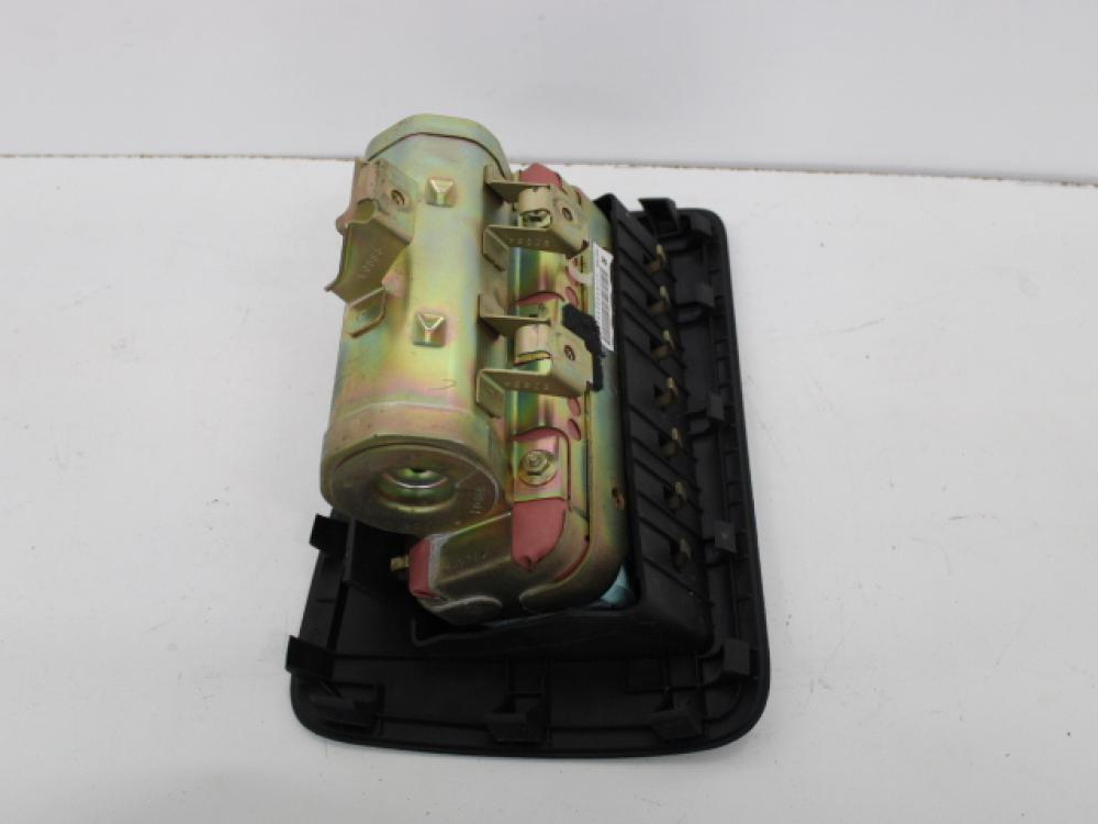 JDM 03-08 SUBARU FORESTER SG9 AIRBAG COVER W/AIR BAG FROM RIGHT HAND DRIVE CAR: Image 2