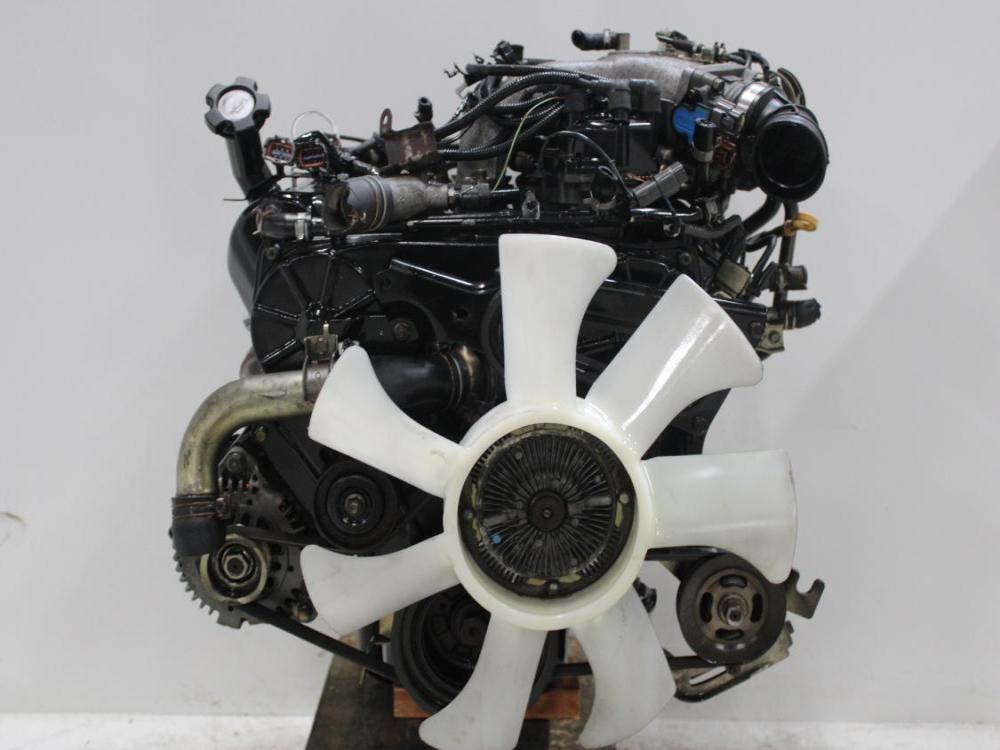 JDM NISSAN 96-00 PATHFINDER 99-04 FRONTIER XTERRA 3.3L V6 VG33E ENGINE: Image 3
