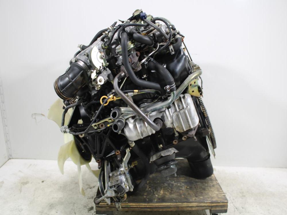 JDM NISSAN 96-00 PATHFINDER 99-04 FRONTIER XTERRA 3.3L V6 VG33E ENGINE: Image 9