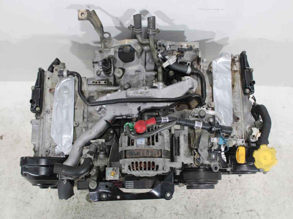 JDM 2002-2005 SUBARU IMPREZA WRX EJ205 2.0L DOHC TURBO NON-AVCS HEAD & BLOCK ENGINE: Image 1