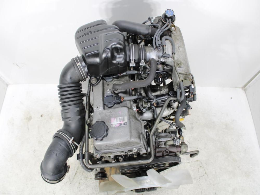 JDM 1995-2004 TOYOTA 4RUNNER, TACOMA, T100 3RZ-FE 2.7L DOHC 4 CYL COIL TYPE 4 PORT ENGINE: Image 1