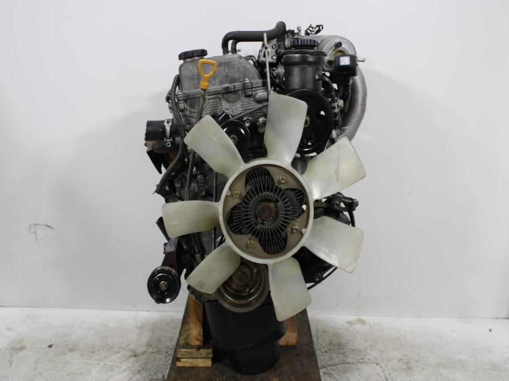 JDM 1995-2004 TOYOTA 4RUNNER, TACOMA, T100 3RZ-FE 2.7L DOHC 4 CYL COIL TYPE 4 PORT ENGINE: Image 4