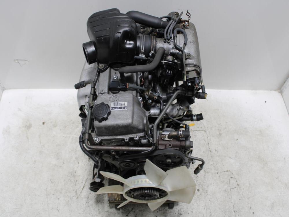 JDM 1995-2004 TOYOTA 4RUNNER, TACOMA, T100 3RZ-FE 2.7L DOHC 4 CYL COIL TYPE 4 PORT ENGINE: Image 1