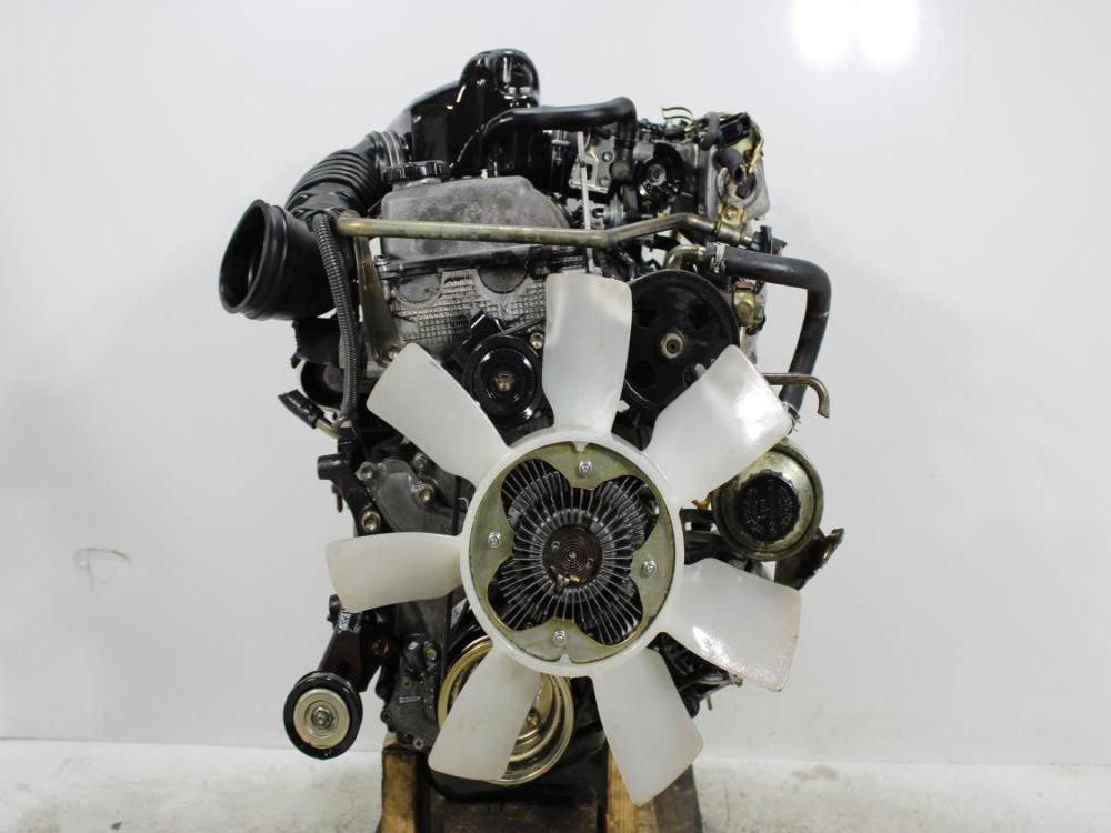 JDM 1995-2004 TOYOTA 4RUNNER, TACOMA, T100 3RZ-FE 2.7L DOHC 4 CYL COIL TYPE 4 PORT ENGINE: Image 3
