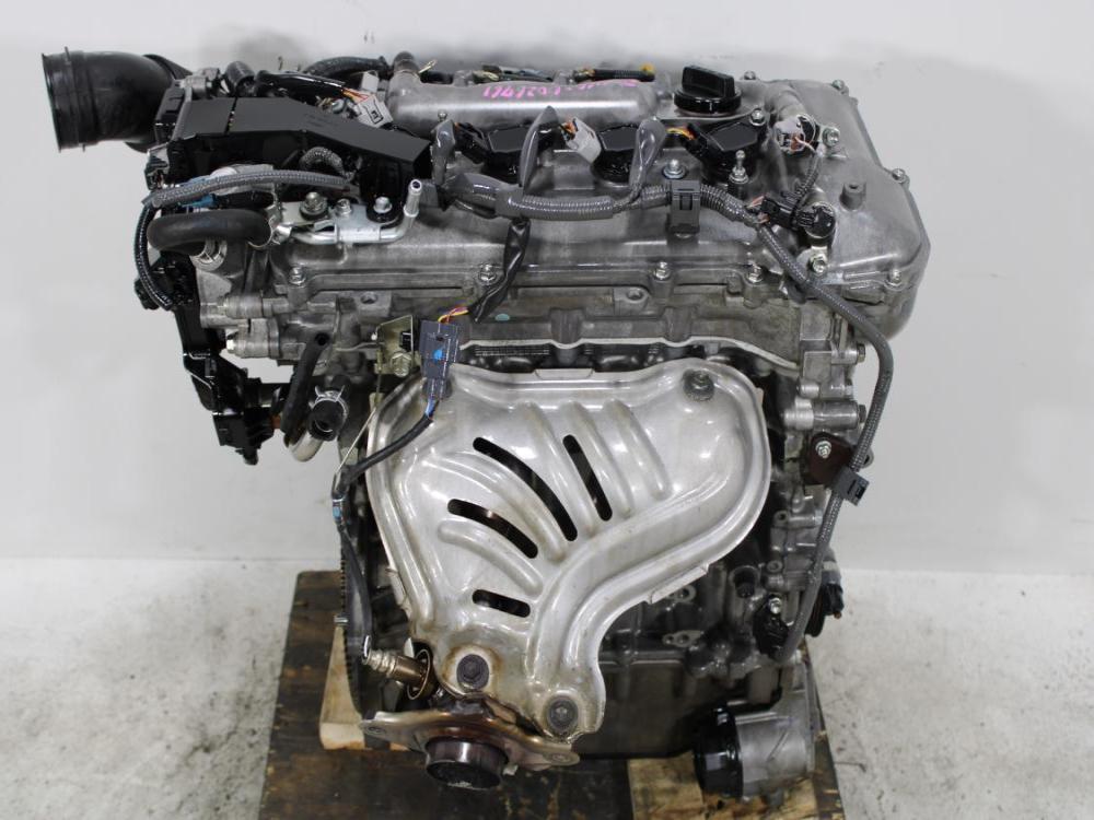 JDM 2014-2019 TOYOTA COROLLA 2ZR-FAE 1.8L 4CYL VVTi WITH VALVEMATIC ENGINE: Image 2