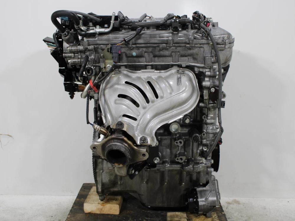 JDM 2014-2019 TOYOTA COROLLA 2ZR-FAE 1.8L 4CYL VVTi WITH VALVEMATIC ENGINE: Image 2