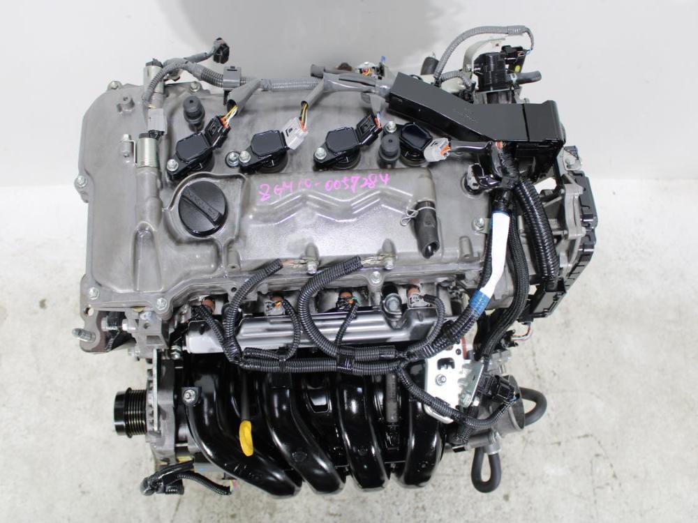 JDM 2014-2019 TOYOTA COROLLA 2ZR-FAE 1.8L 4CYL VVTi WITH VALVEMATIC ENGINE: Image 1