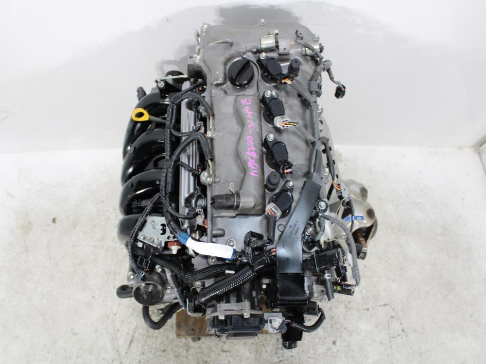 JDM 2014-2019 TOYOTA COROLLA 2ZR-FAE 1.8L 4CYL VVTi WITH VALVEMATIC ENGINE: Image 10