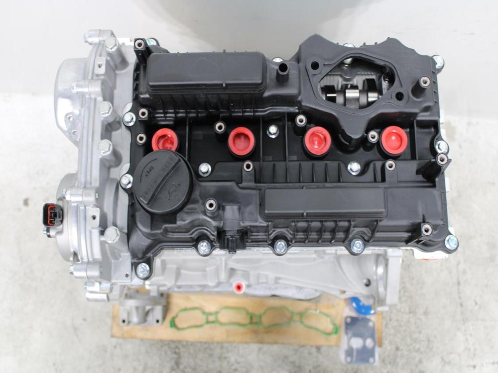 Hyundai Santa-Fe 2016-2020 G4KJ 2.4L Inline 4 G4KJ GDI Brand New Engine: Image 1