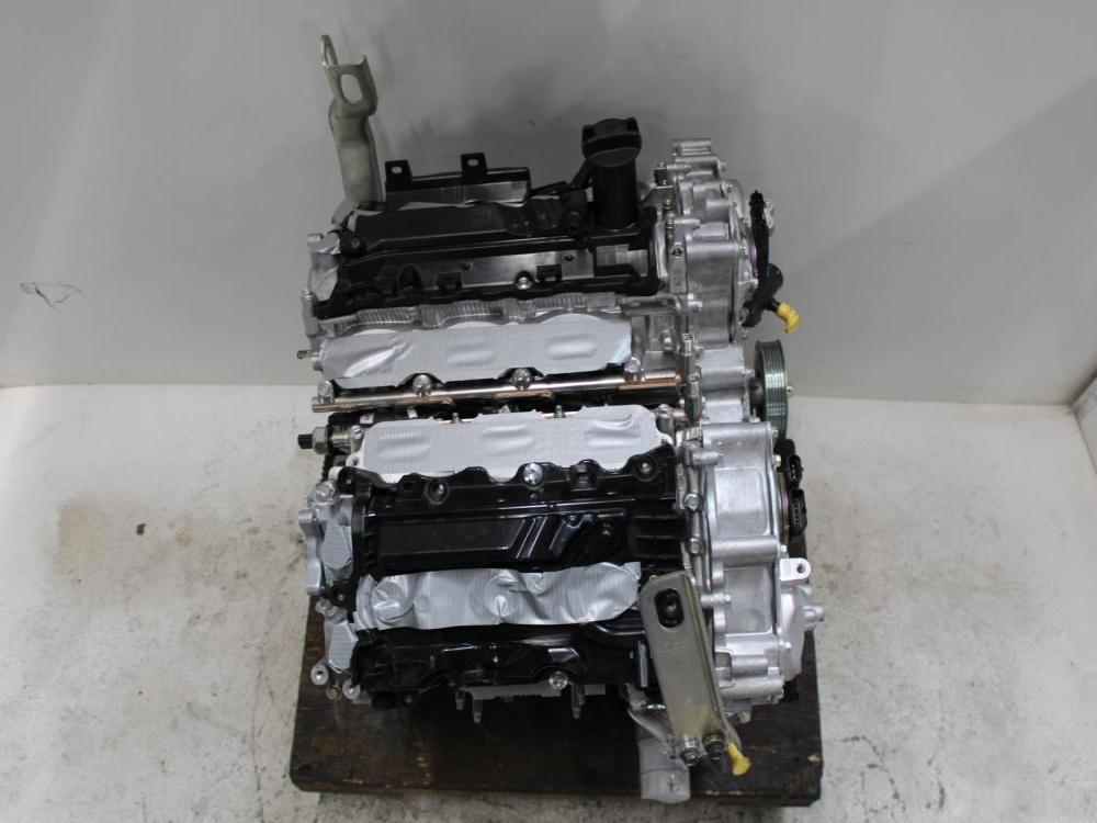JDM INFINITI Q50, Q60, NISSAN Z VR30DDTT 3.0L TWIN TURBO ENGINE RWD: Image 1