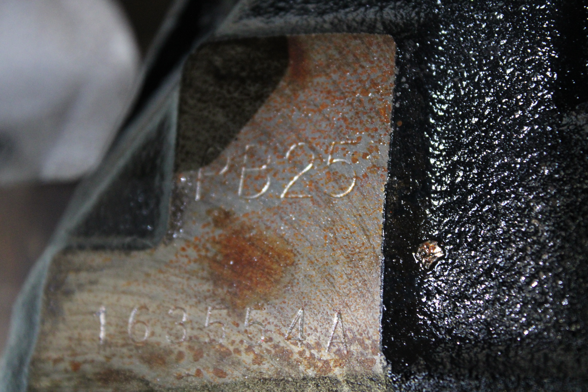 thumbnail interactive-video image 1 of Raceworks ALY-029BK Fuel Rail For Nissan Skyline R33 RB25 – Top Feed – Black 1 of 6
