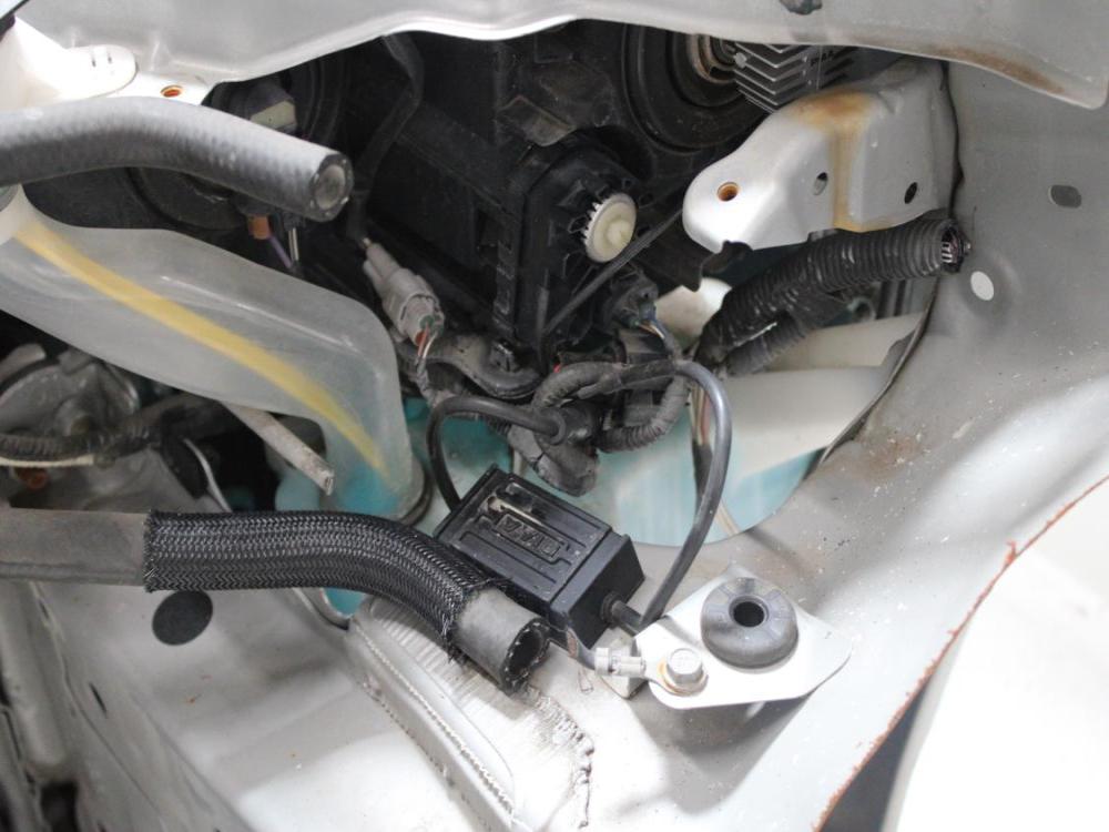 JDM 2010-2015 TOYOTA PRIUS FRONT END NOSE CUT CONVERSION: Image 9