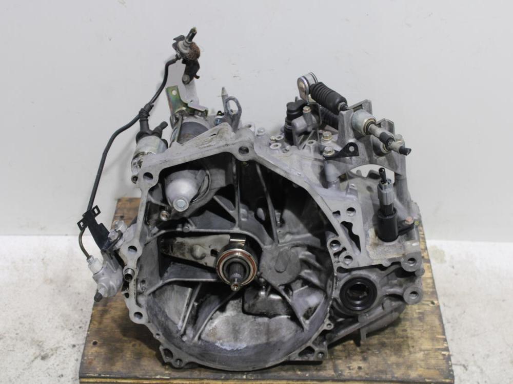 JDM 2001-2005 HONDA CIVIC D17A 1.7L SOHC V-TEC 5 SPEED MANUAL TRANSMISSION: Image 1