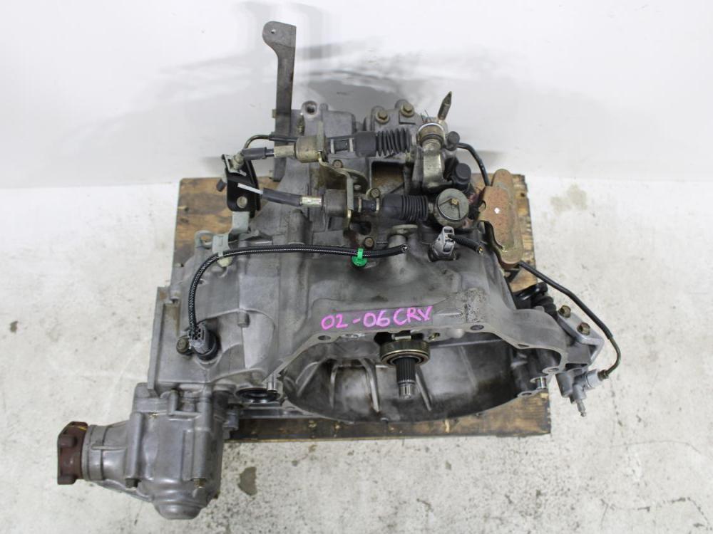 JDM 2002-2006 HONDA CRV K24A 2.4L AWD 5SPD MANUAL TRANSMISSION Z2M3: Image 1